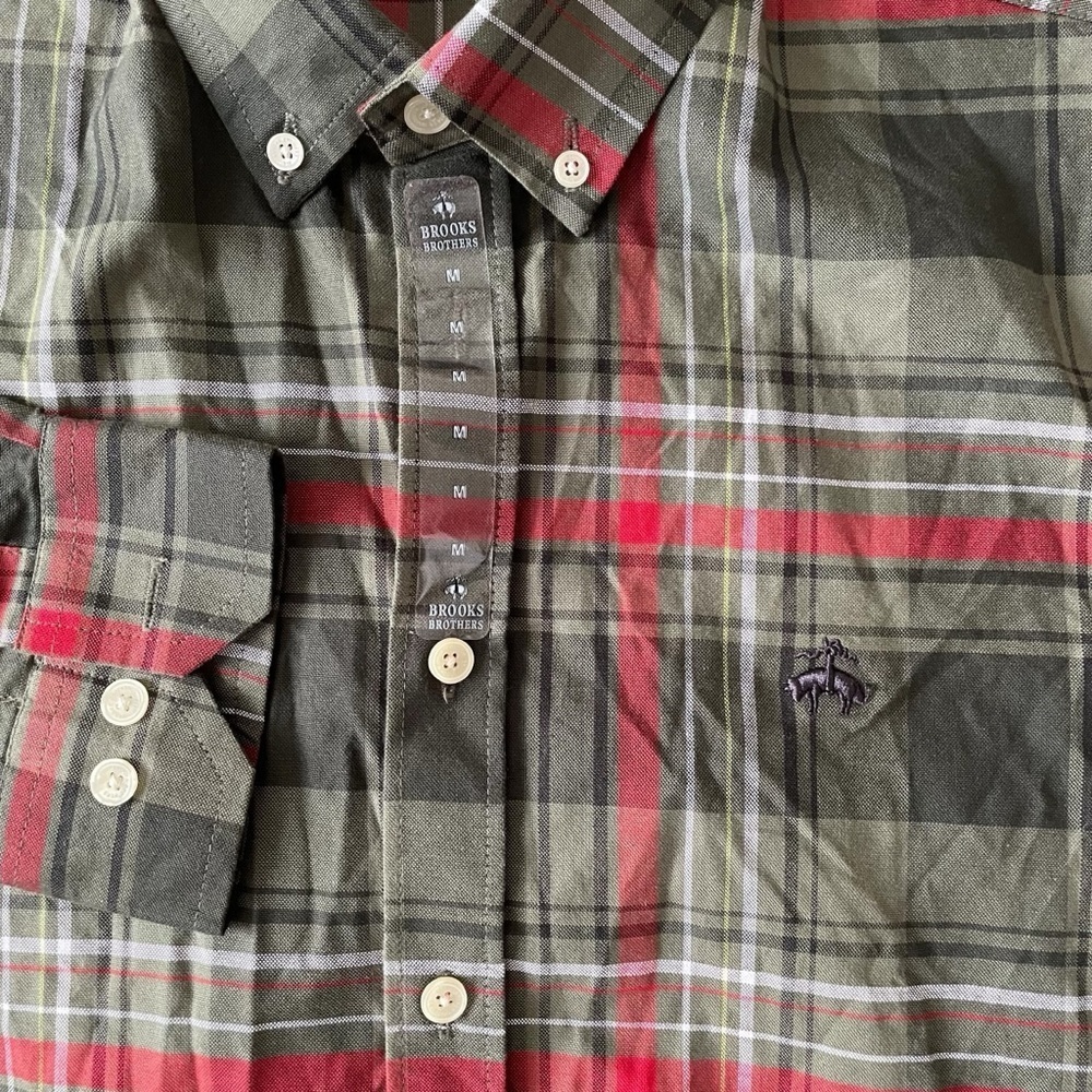 New Brooks Brothers Button Down Shirt Men’s M Plaid Regent Fit Fleece Embroidery - Picture 3 of 10